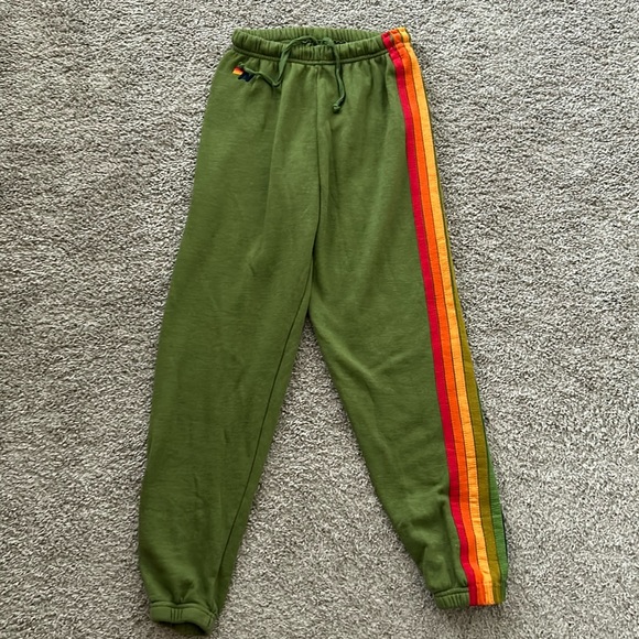 Aviator Nation 6 stripe sweatpants in jungle green small NWOT - Picture 2 of 4